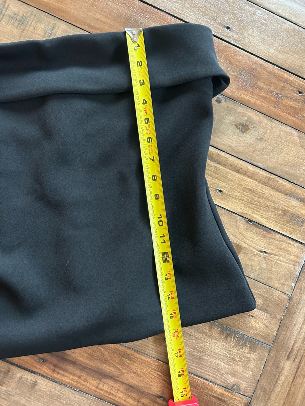 Aritzia Babaton FigureKnit Eyecatcher Black Tube Top Blouse L - Picture 11 of 13